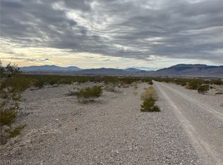 2880 E Condor Dr, Pahrump, NV 89060