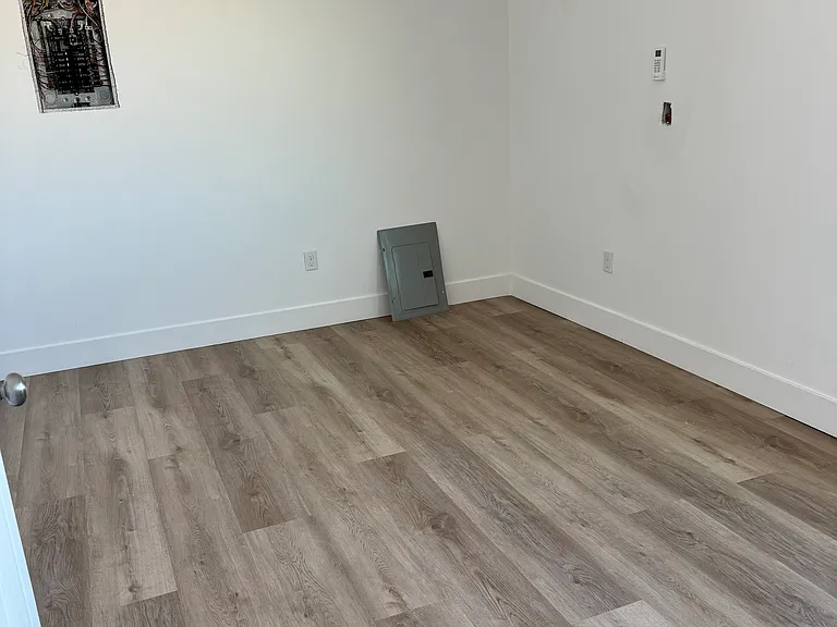 2154 S Marina Dr #5 — Photo 6