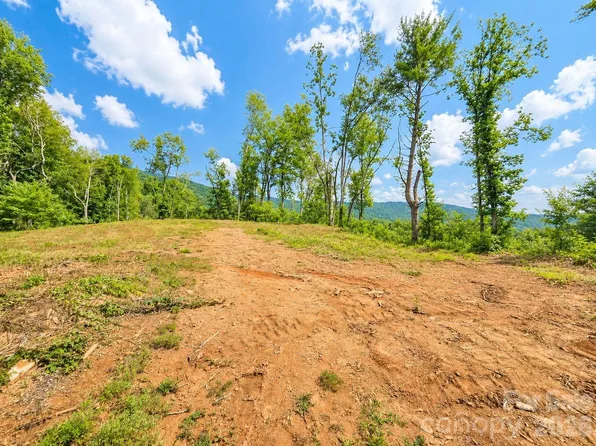 271 Sorrells Cove Rd #C2, Waynesville, NC 28786