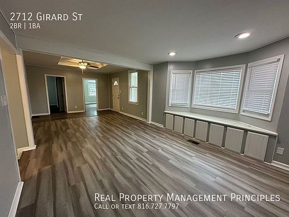 5th image of 2712 Girard St