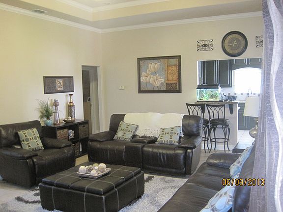 2nd image of 860 Quail Hollow Dr