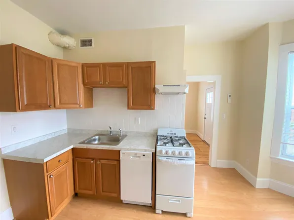 66 Bishop Allen Dr #1, Cambridge, MA 02139