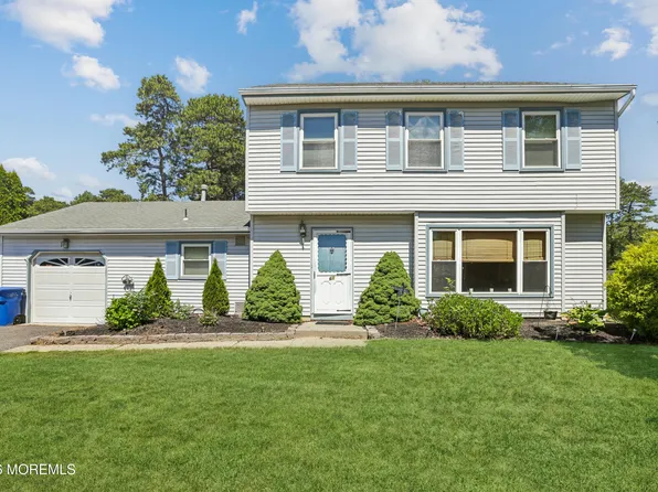 61 Charles Drive, Tinton Falls, NJ 07753