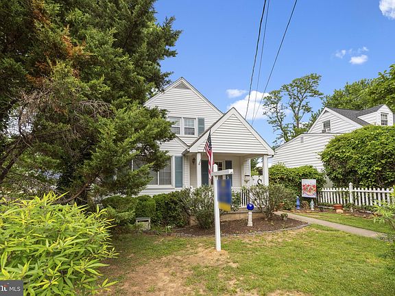 5th image of 412 Linda Ave