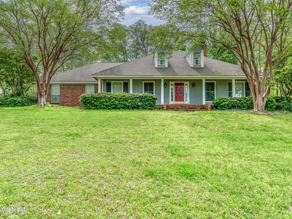 107 Falcon Ridge Dr, Raymond, MS 39154