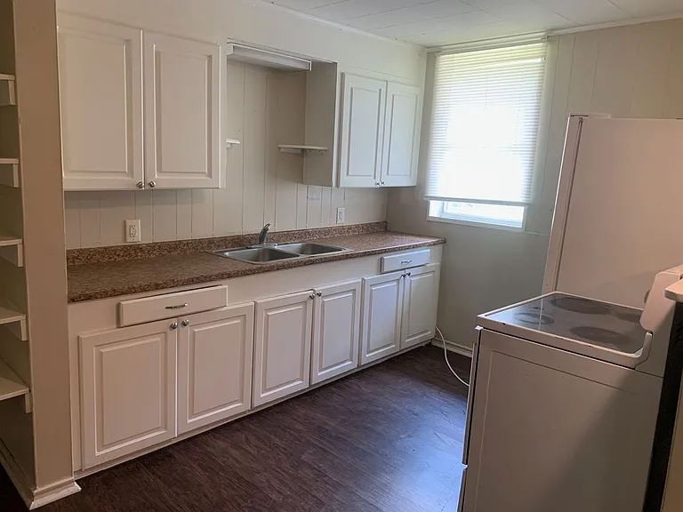 3829 Debra Ln — Photo 3