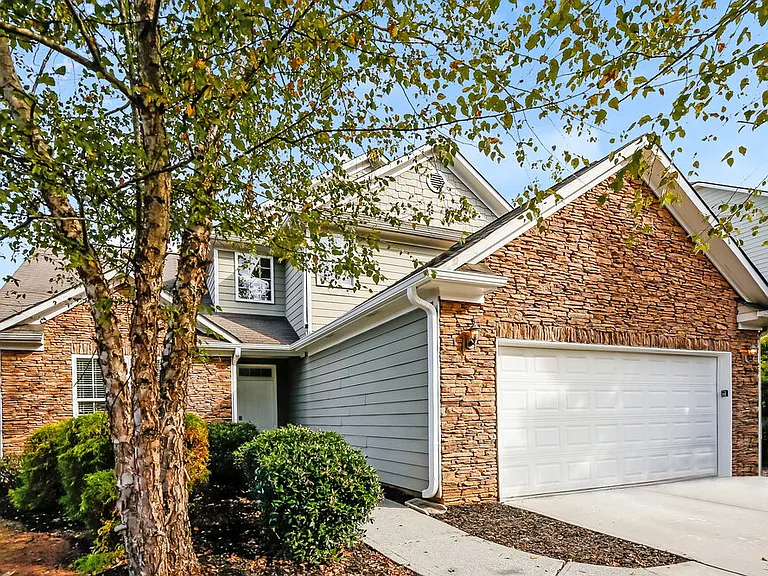 4550 Black Hills Dr NW — Photo 4