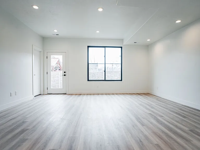 5328 W Dosh Ln — Photo 23