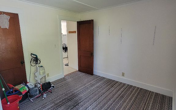 4th image of 361 Lakeside Ave #2