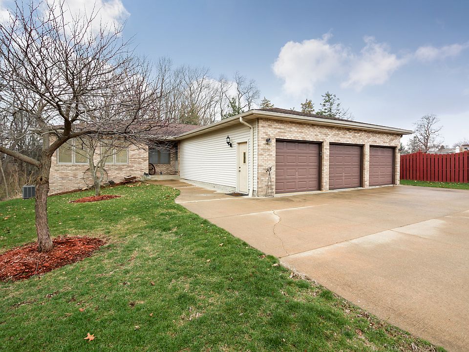 1st image of 714 24th Avenue Ct