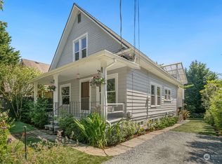 113 N Bowdoin Pl, Seattle, WA 98103