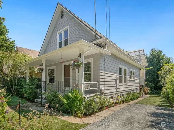 113 N Bowdoin Place, Seattle, WA 98103