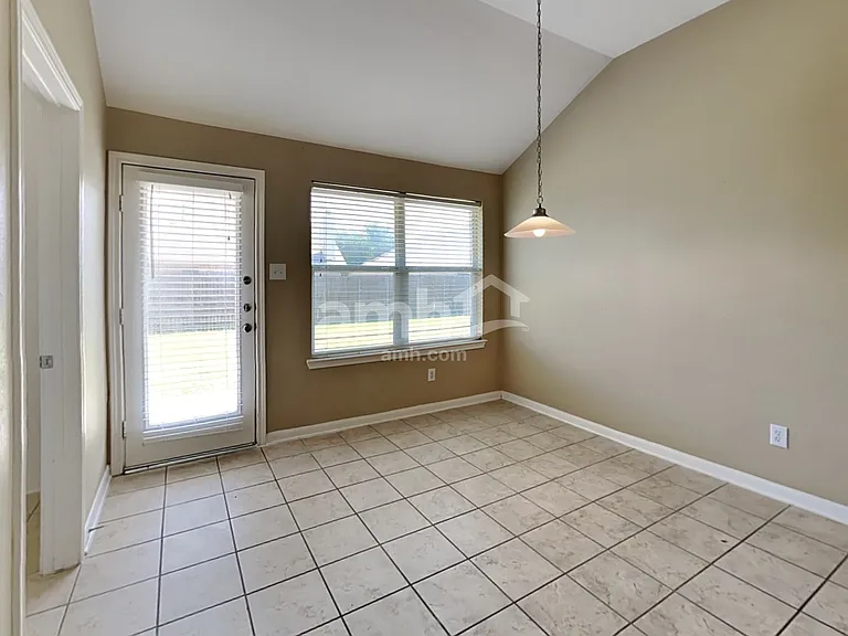 2844 Evening Mist Dr — Photo 5