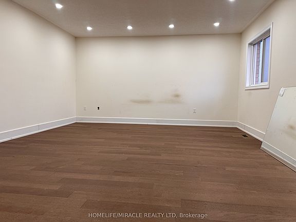 3rd image of 56 Baycliffe Dr