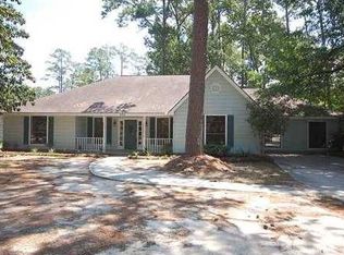 425 Heavens Dr, Mandeville, LA 70471