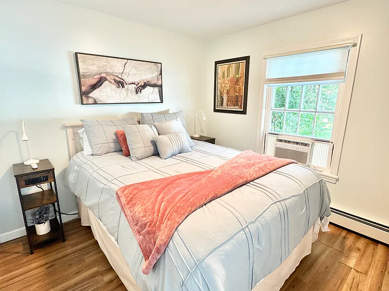73 Kingsbury St #2 — Photo 2