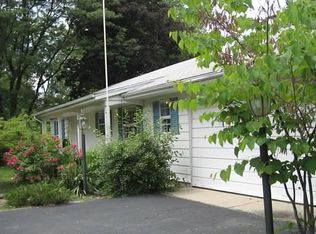 1864 Lone Pine Rd, Bloomfield Hills, MI 48302