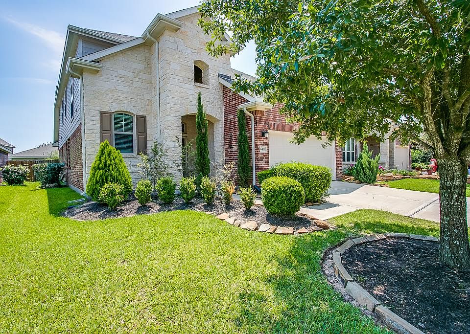 1st image of 6411 Genet Dr