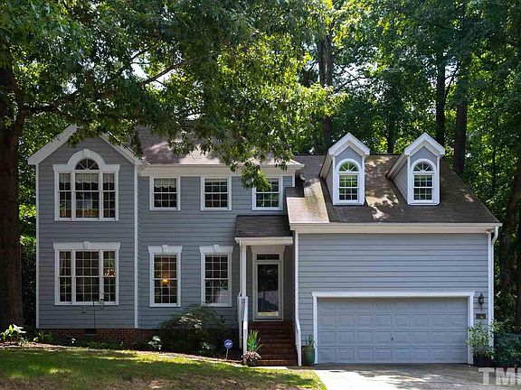 2nd image of 5201 Longwood Dr
