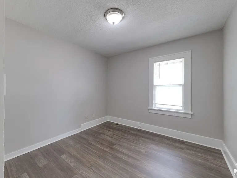 223 N Meridian Ave — Photo 14
