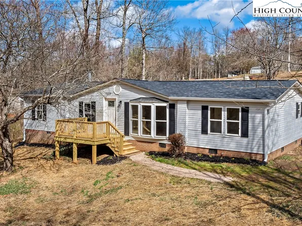 1229 Lightning Cross Road, Boonville, NC 27011