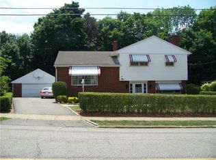 1 Meadowbrook Ln, Monsey, NY 10952