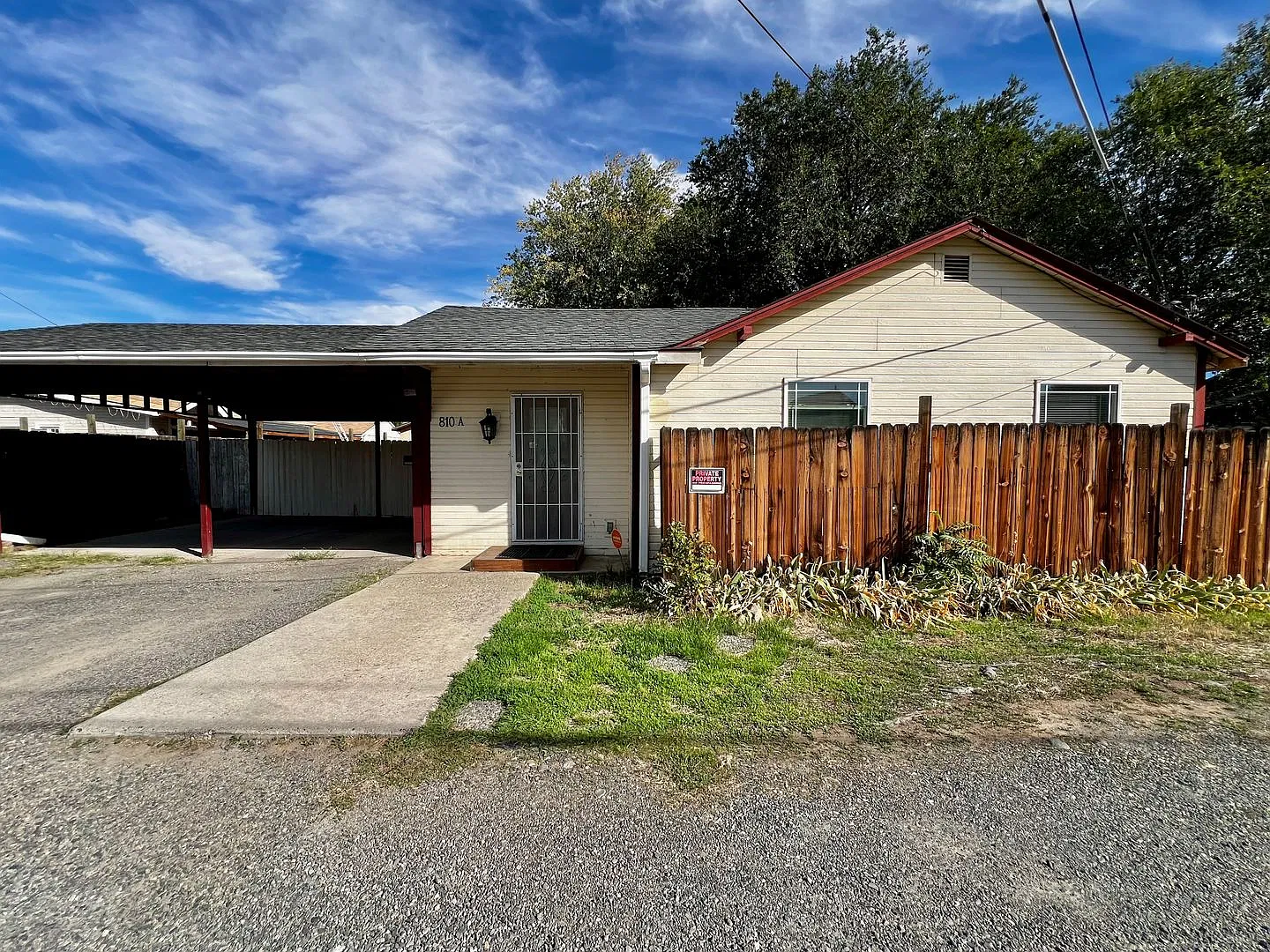 Non-Refundable & Security Deposit Total: $1400.00 — Photo 2