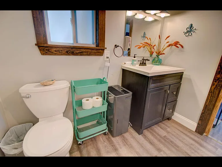 120 Seaward Ct — Photo 9