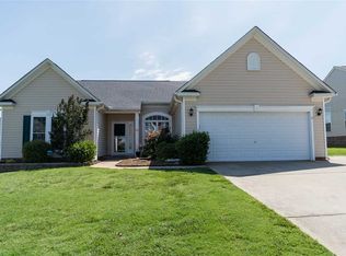 622 Brightwell Dr, Boiling Springs, SC 29316