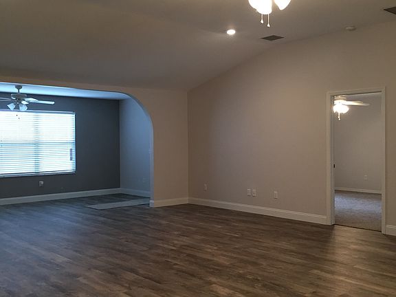 5th image of 16275 SE 92nd Ave