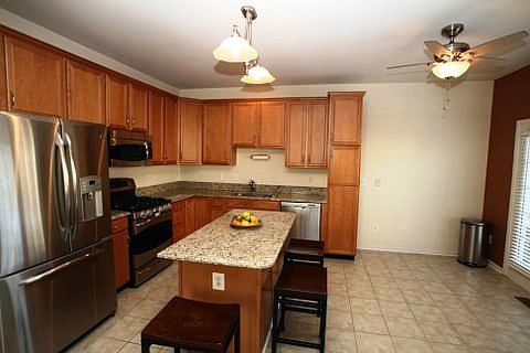 4th image of 22608 Welborne Manor Sq
