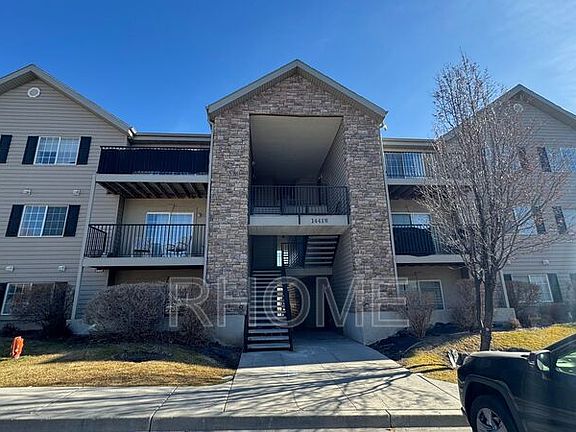 3rd image of 1441 W Westbury Way #D