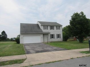 3231 Grey Fox Cir, Dover, PA 17315