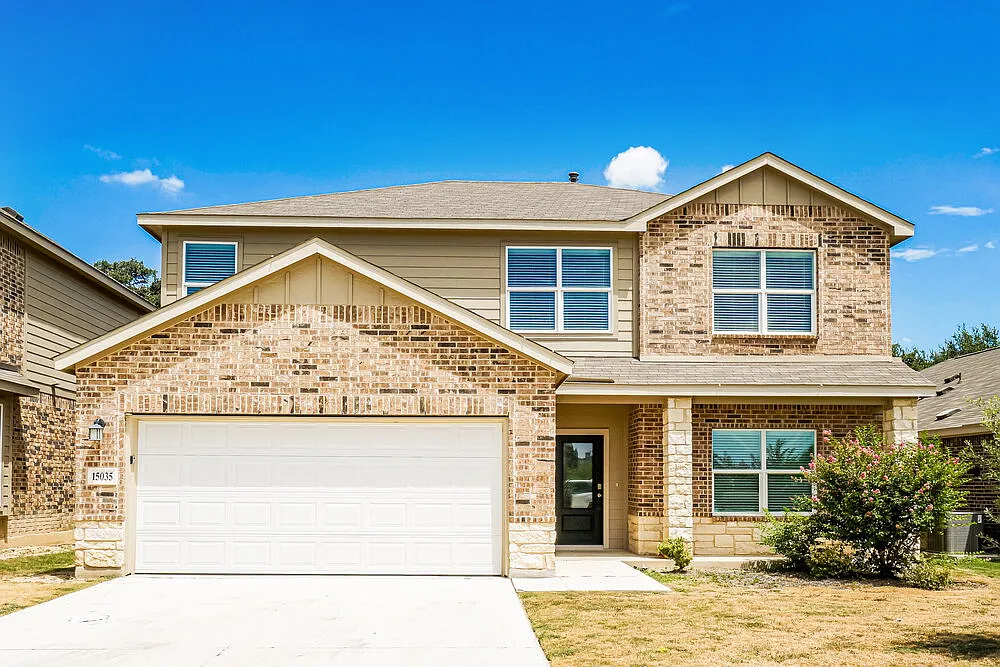 5 bed, 3.5 bath, 2666 sqft, $2,350 — Photo 1