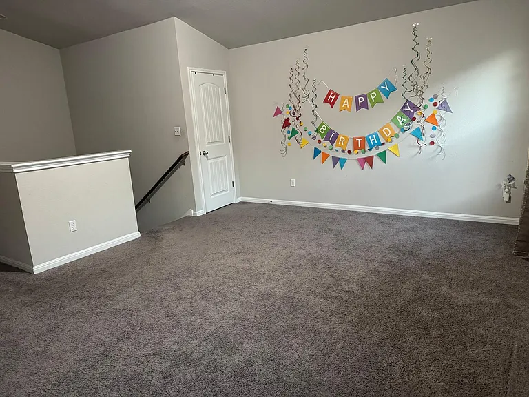 1052 Myrna Bnd — Photo 20