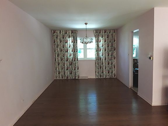4th image of 1128 E Patten Dr