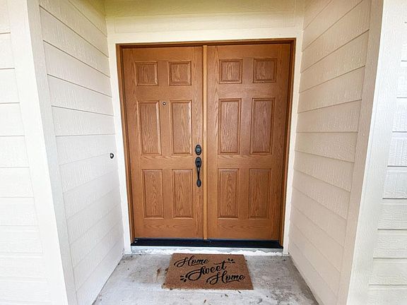 4th image of 11915 Acorn Creek Trl
