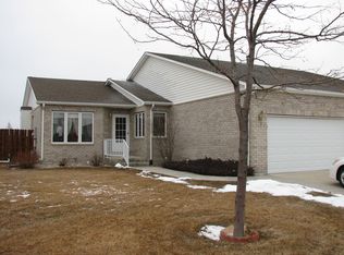 2708 Summit Dr, Cheyenne, WY 82009