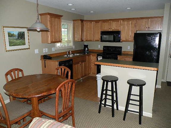 5th image of 5109 S Spirit Dr