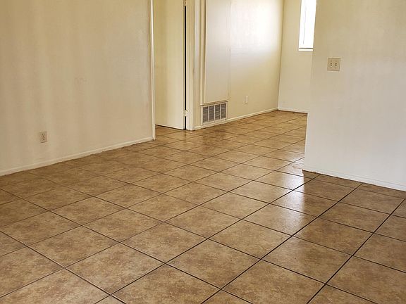 3rd image of 15167 Pepper Ct APT 202