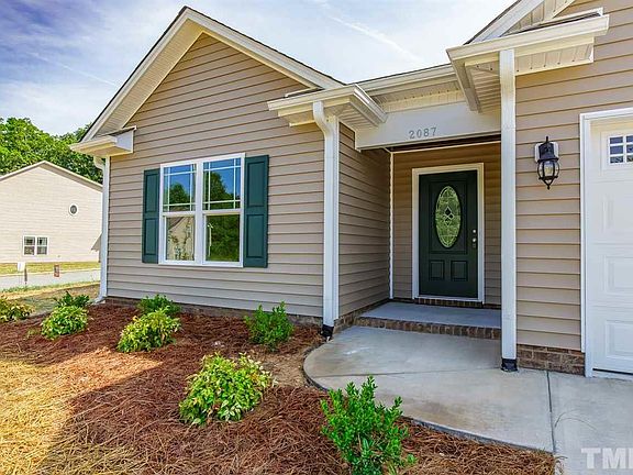 3rd image of 2087 Dresden Dr