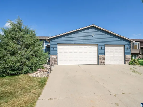 4112 W 92nd St, Sioux Falls, SD 57108