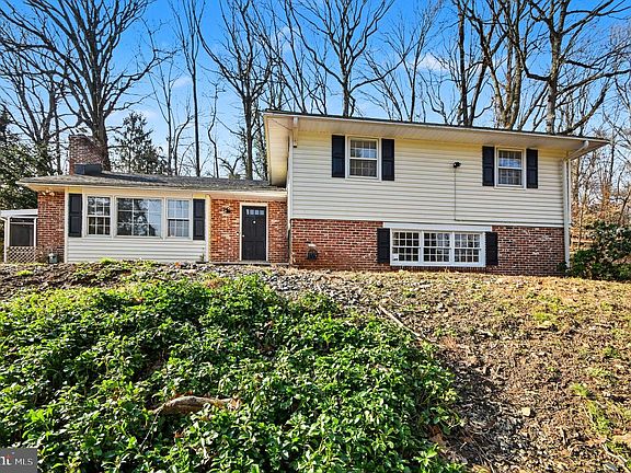 2nd image of 542 Upper Weadley Rd