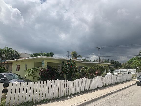 5th image of 615 8th Ave S