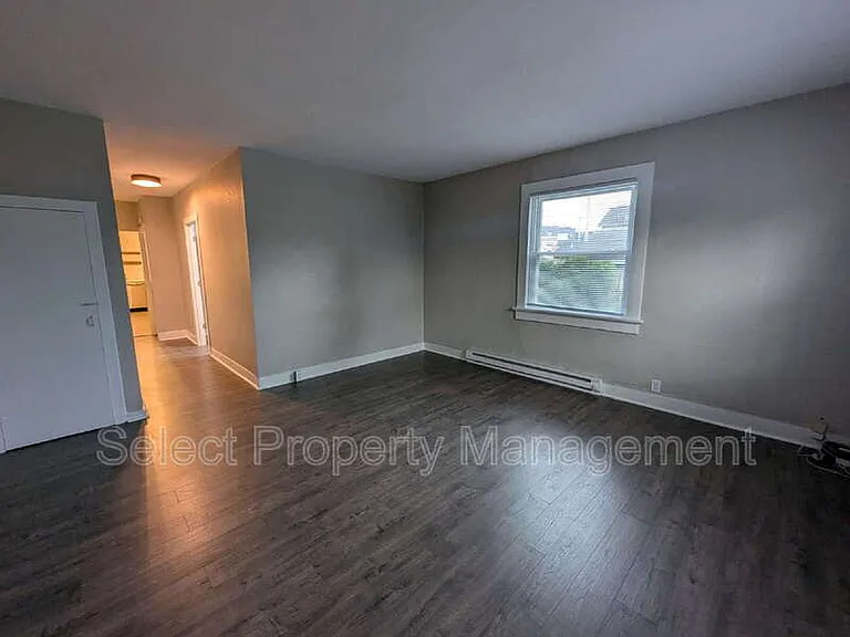 601 W Brackenridge St — Photo 4