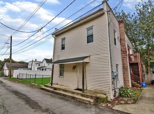 111 Oak Ct #2, Olyphant, PA 18447