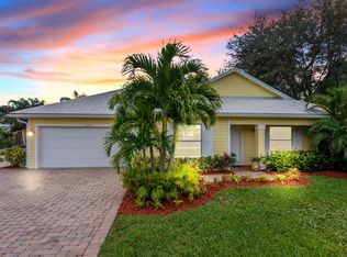 5274 SE Tall Pines Way, Stuart, FL 34997