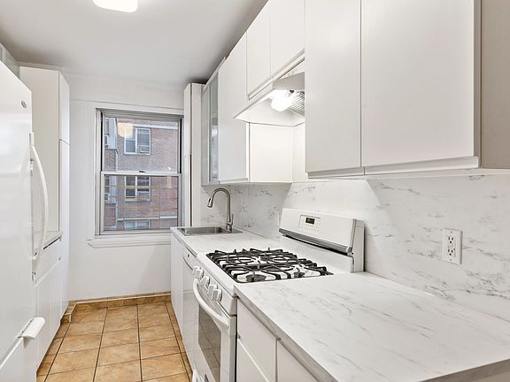4th image of 455 Franklin D Roosevelt Dr APT B306