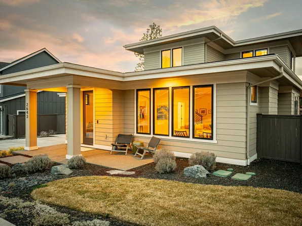 2643 NW Waymaker Ct, Bend, OR 97703