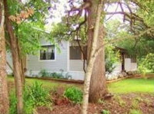 2433 Megan (pvt) Dr, Bryan, TX 77808